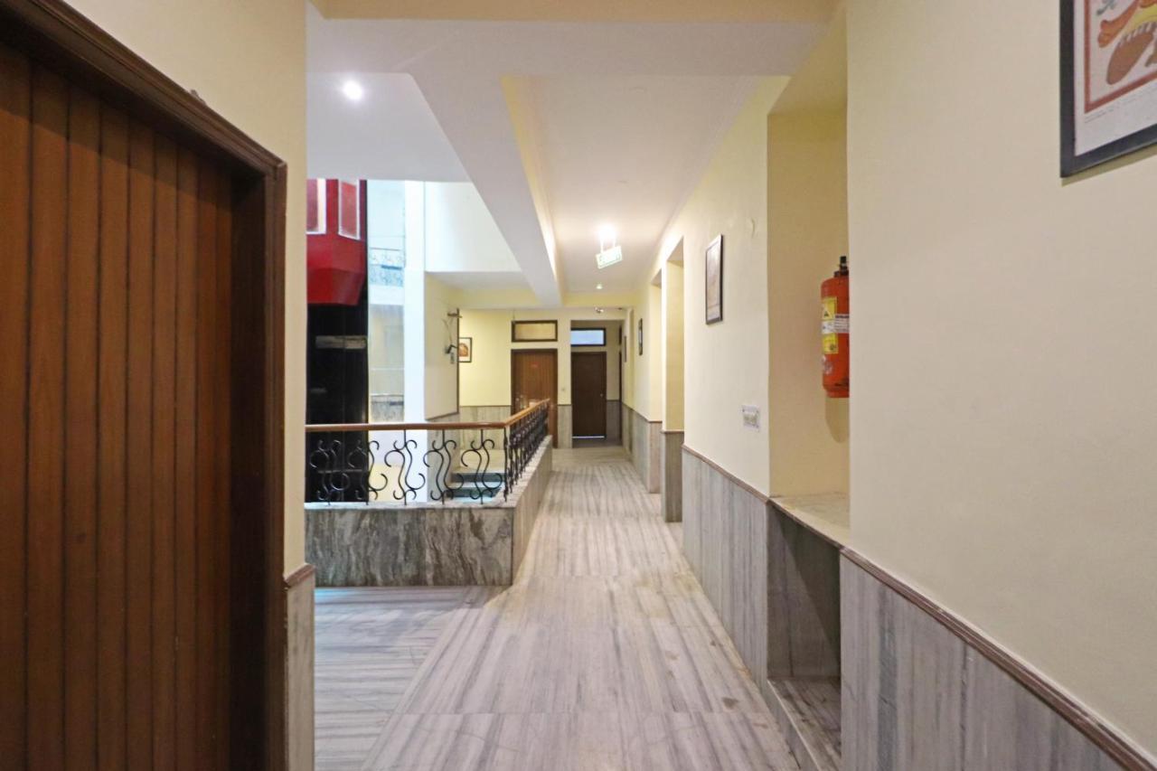 Silver Shine New Delhi - Comfort Stay Exterior photo