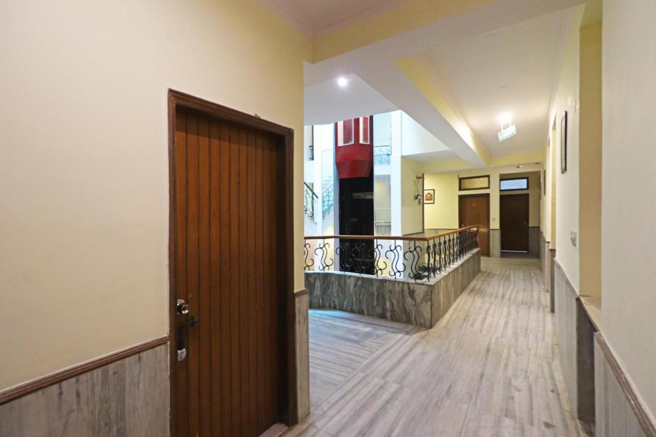 Silver Shine New Delhi - Comfort Stay Exterior photo